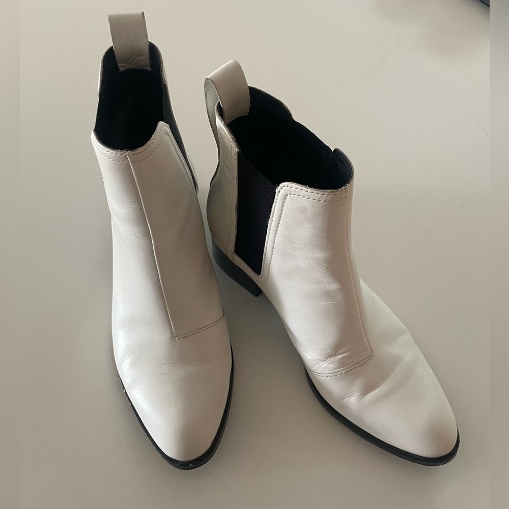 Rag & Bone White Leather “Walker” Chelsea Boot